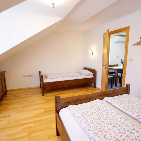 Kmetija Na Cendavs Appartement Cerkno