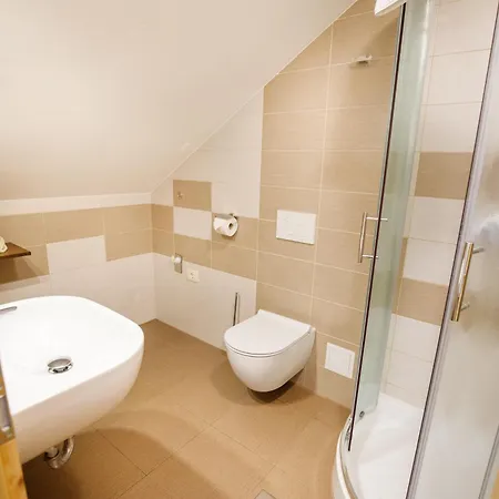 Kmetija Na Cendavs Apartamento
