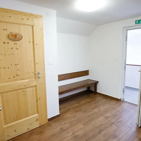 Apartamento Kmetija Na Cendavs