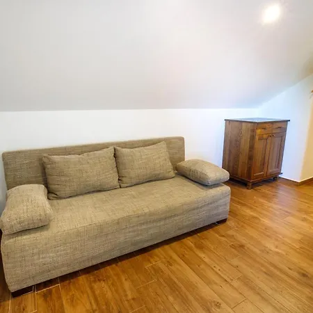 Kmetija Na Cendavs Apartamento *