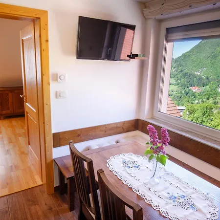 Apartment Kmetija Na Cendavs *