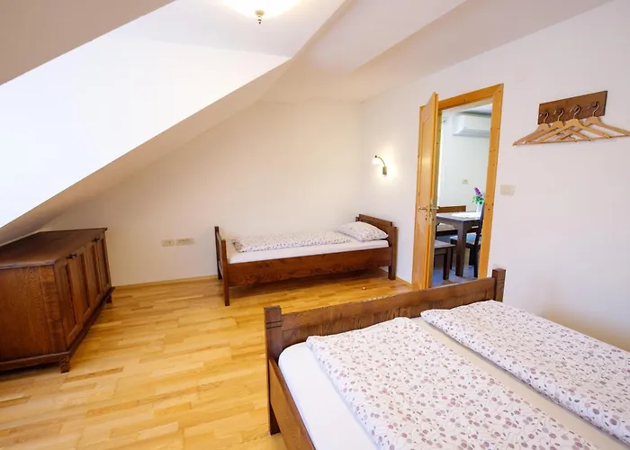 Kmetija Na Cendavs Apartmán Cerkno