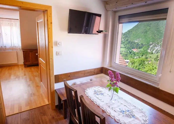 Apartmán Kmetija Na Cendavs *